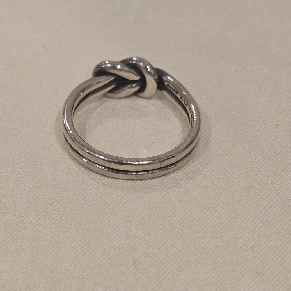 James Avery Eternal Knot RETIRED Sterling Silver Ring - 7.75 - Picture 2 of 9